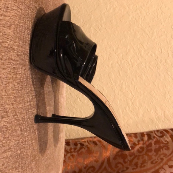 Shoes - Picture 3 of 3